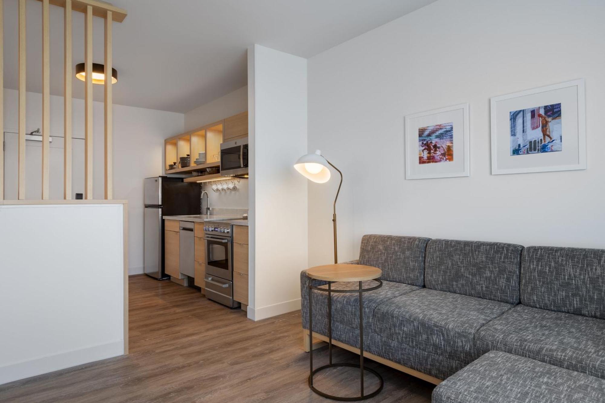 Towneplace Suites By Marriott Geneva At Spire Academy Zewnętrze zdjęcie