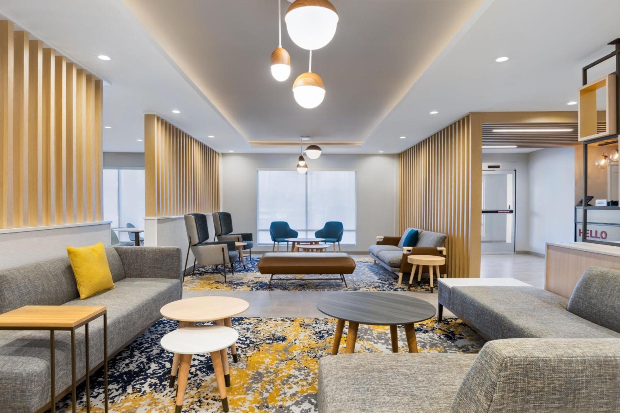 Towneplace Suites By Marriott Geneva At Spire Academy Zewnętrze zdjęcie