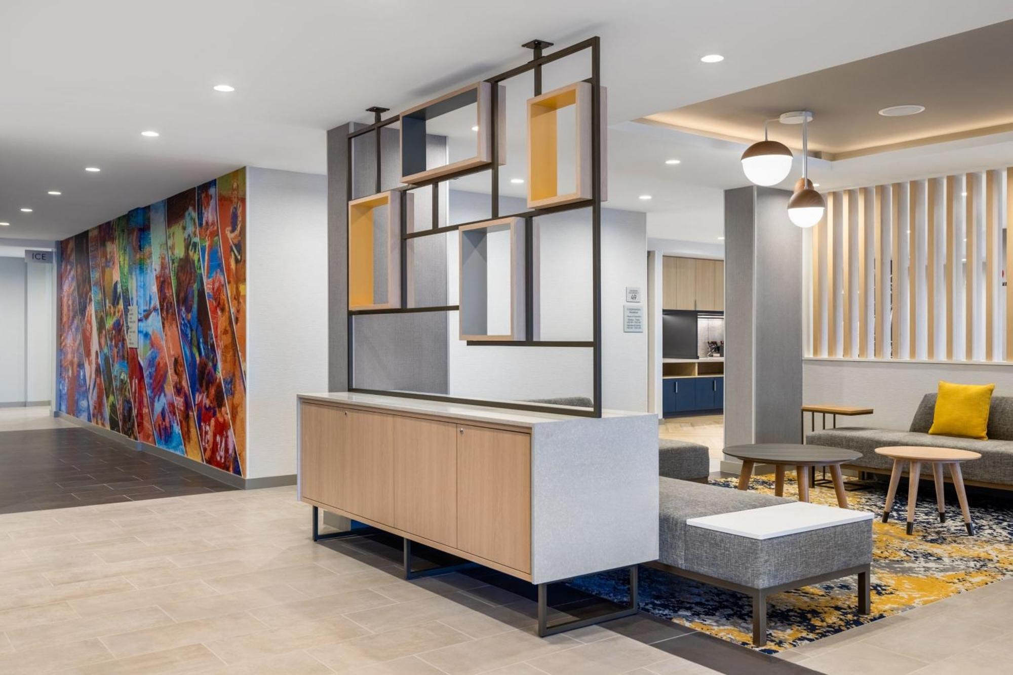 Towneplace Suites By Marriott Geneva At Spire Academy Zewnętrze zdjęcie