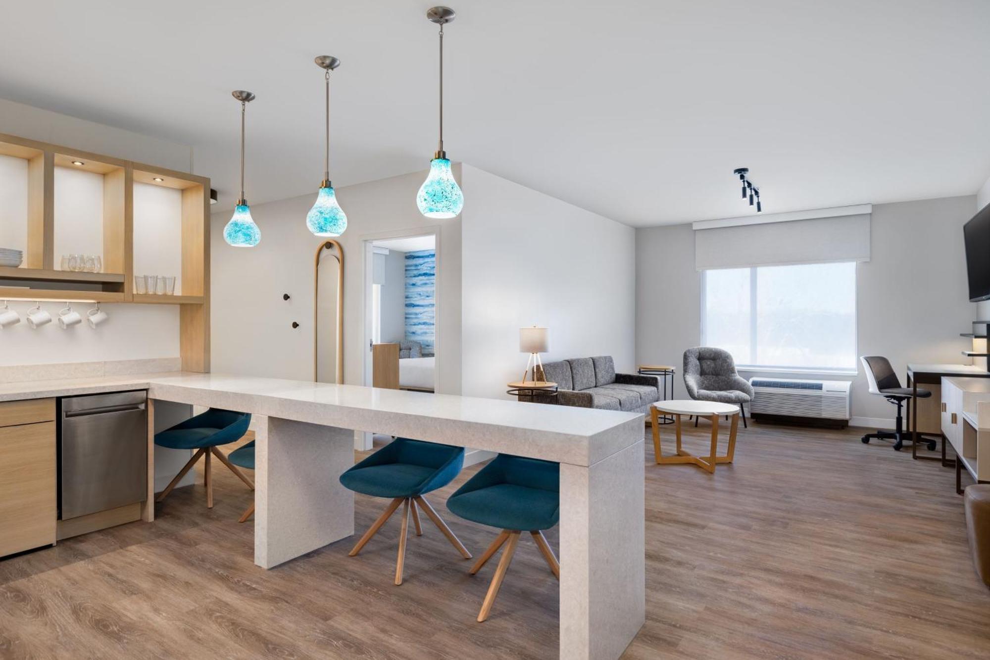 Towneplace Suites By Marriott Geneva At Spire Academy Zewnętrze zdjęcie